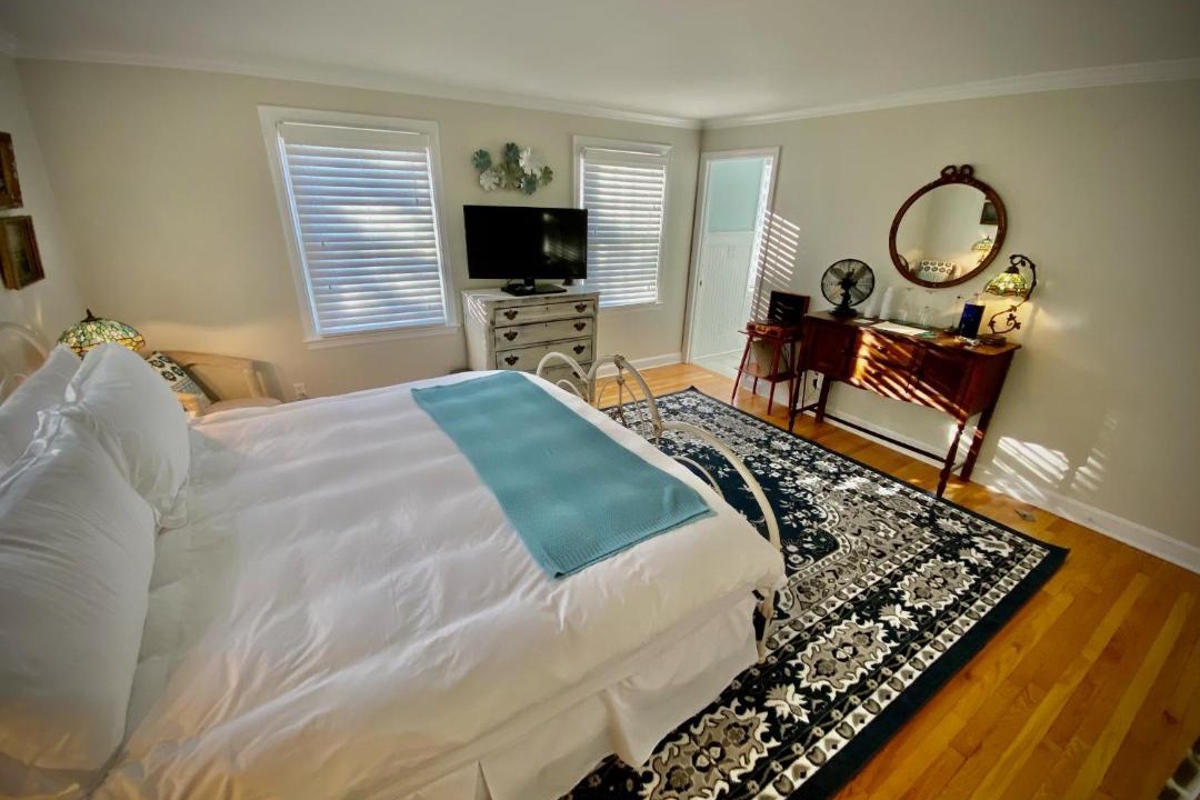 Photo of Bedroom in Madison Center