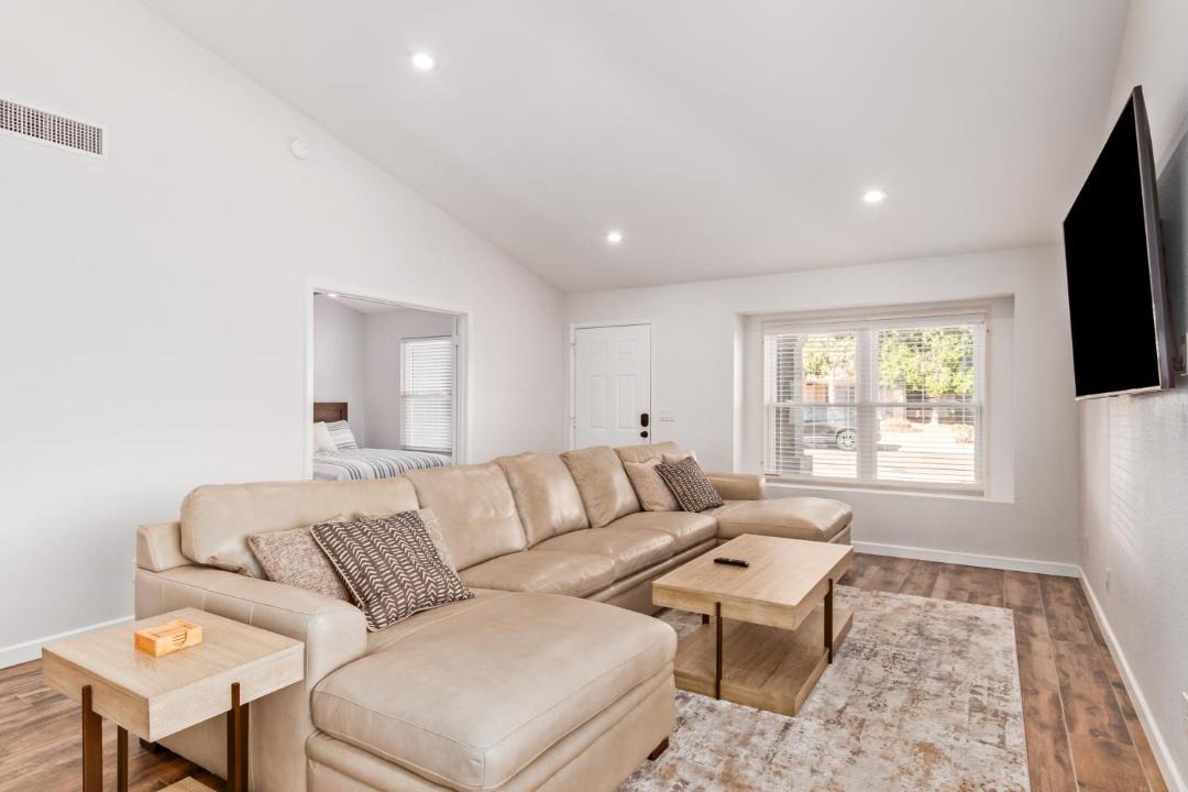Photo of Others in Gilbert