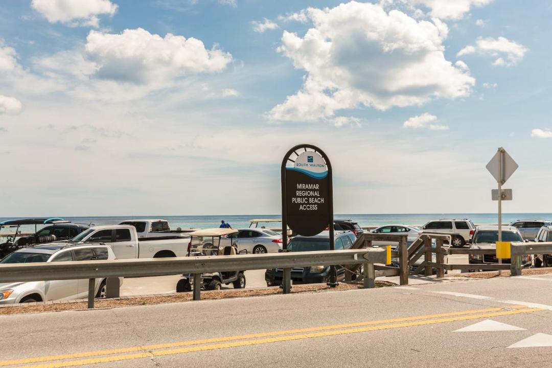 Photo of Others in Destin