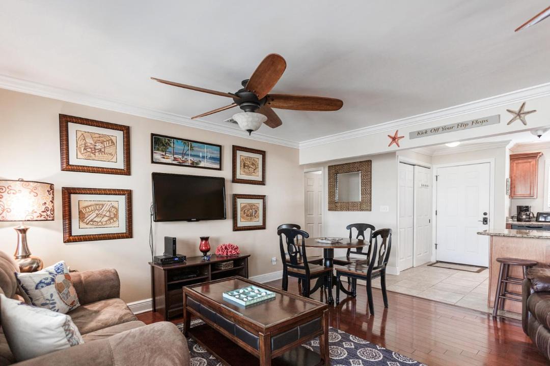 Photo of Livingroom in Holiday Isle