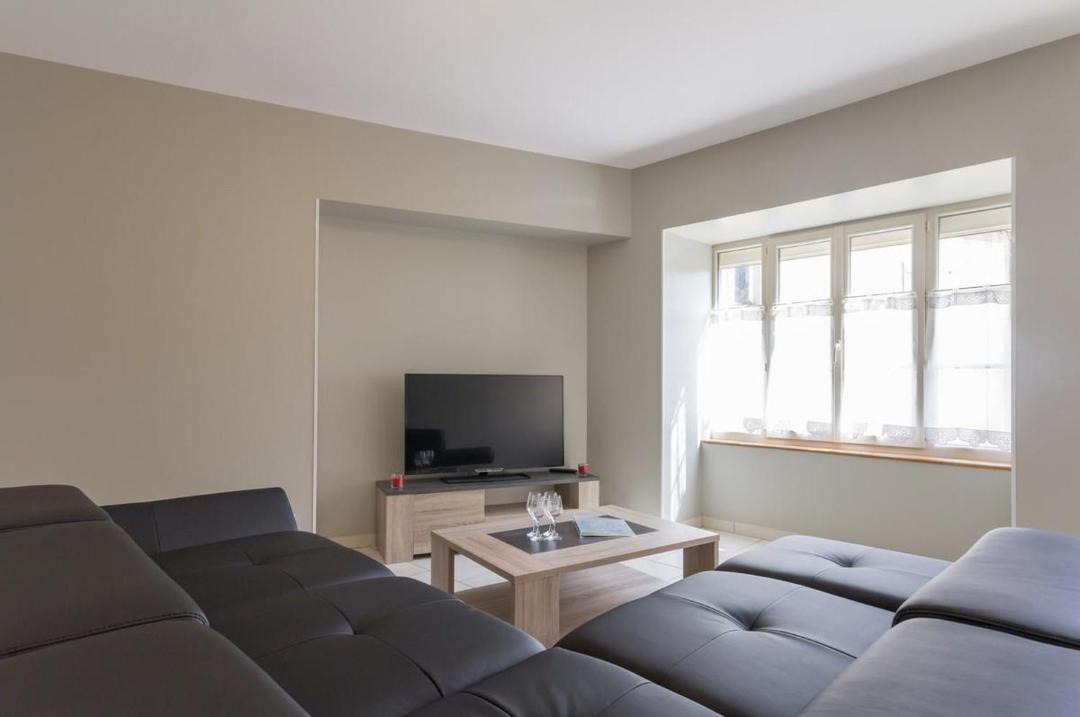 Photo of Livingroom in Saint-Romain
