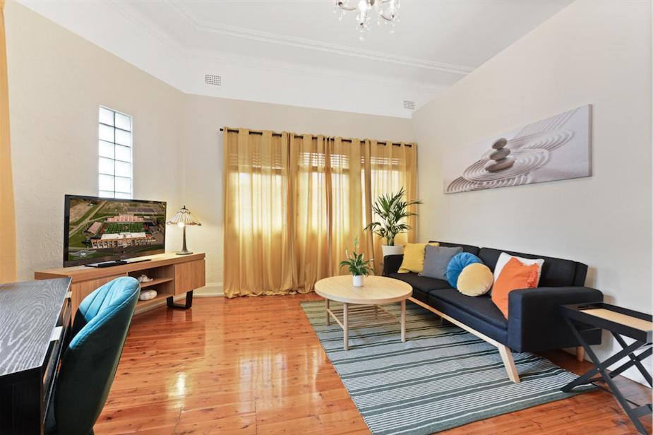 Photo of Livingroom in Petersham