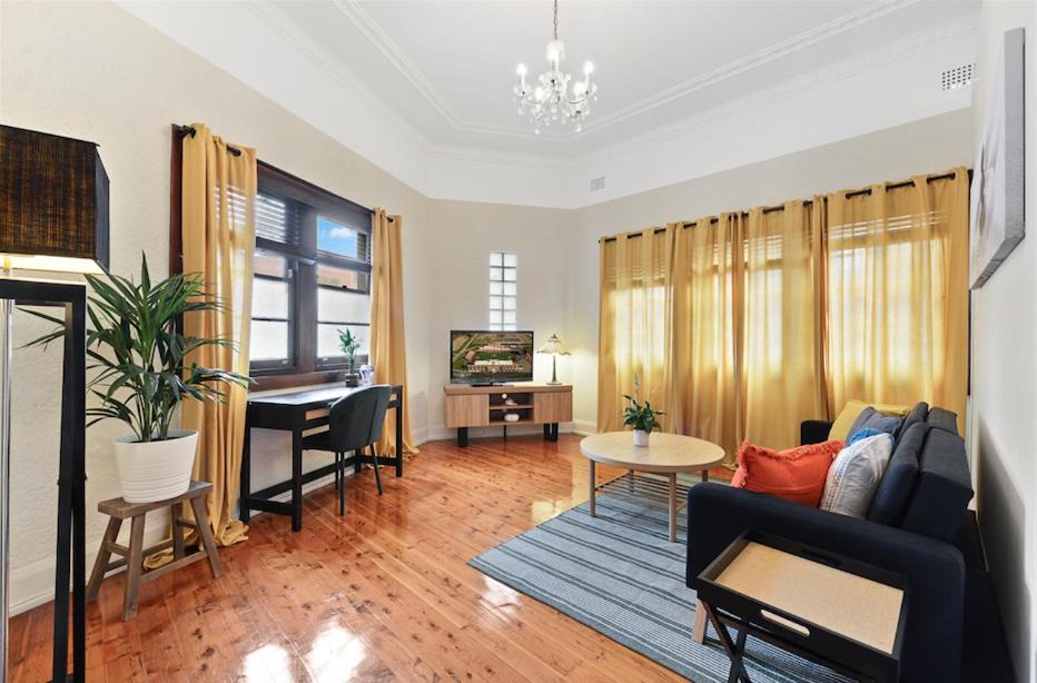 Photo of Livingroom in Petersham
