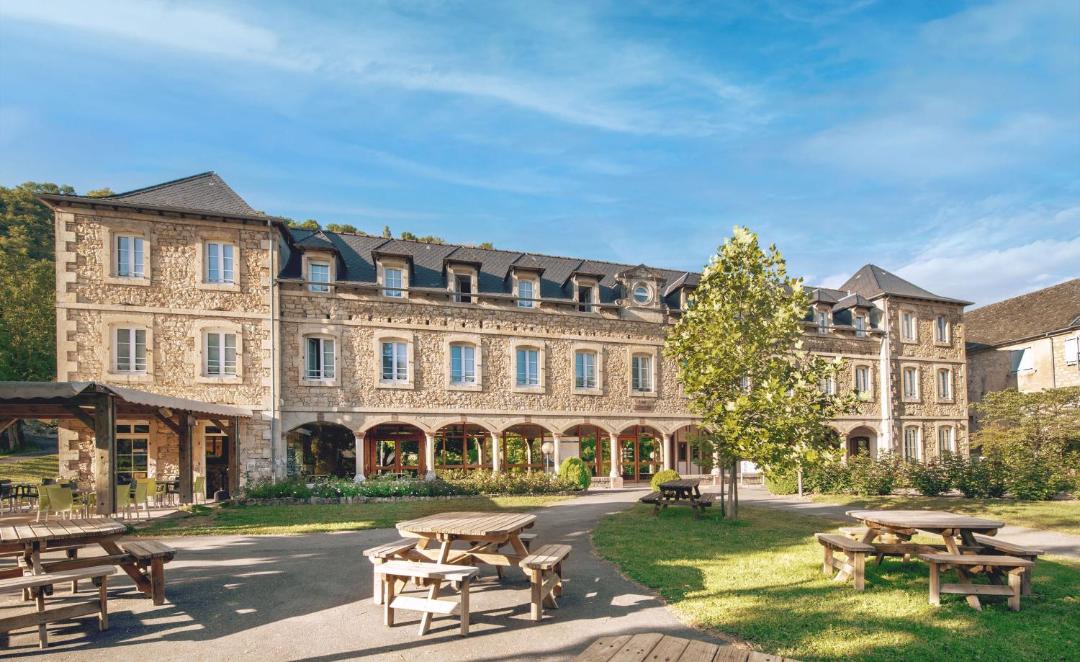 Photo of Buildings in Salles-la-Source