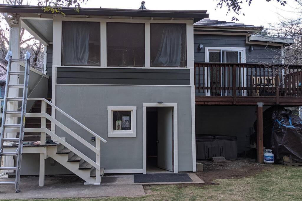 Photo of Others in Dunsmuir