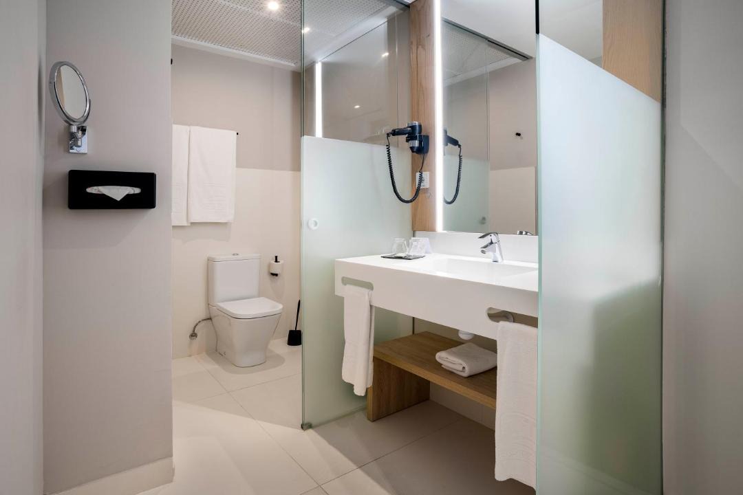 Photo of Bathroom in El Parc i la Llacuna del Poblenou