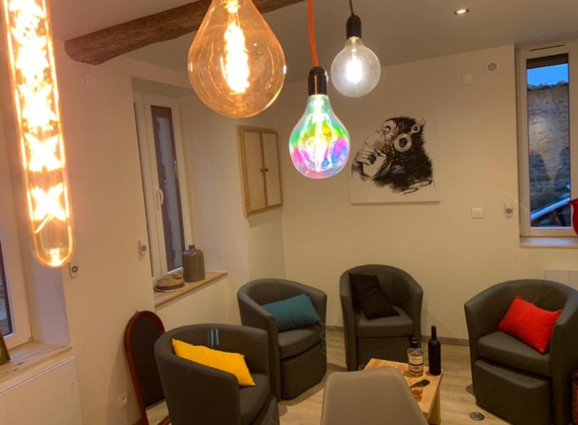 Photo of Livingroom in Charlieu