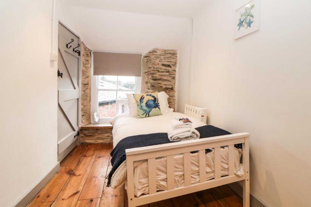 Photo of Bedroom in Polperro