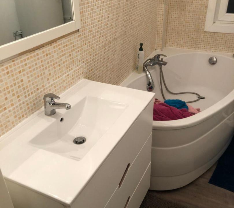 Photo of Bathroom in Marcq-en-Baroeul