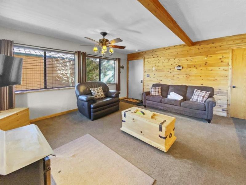 Photo of Livingroom in Brian Head