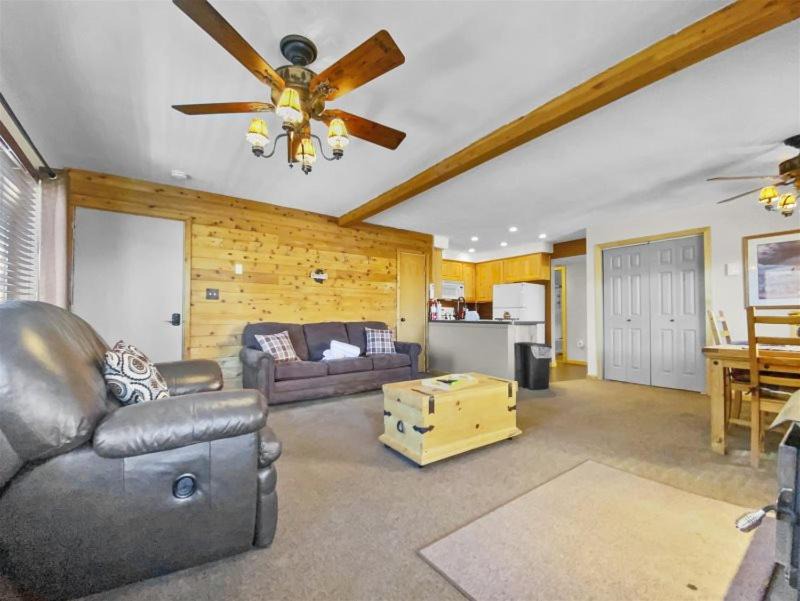 Photo of Livingroom in Brian Head