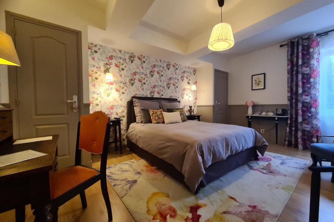 Photo of Others in Pomas