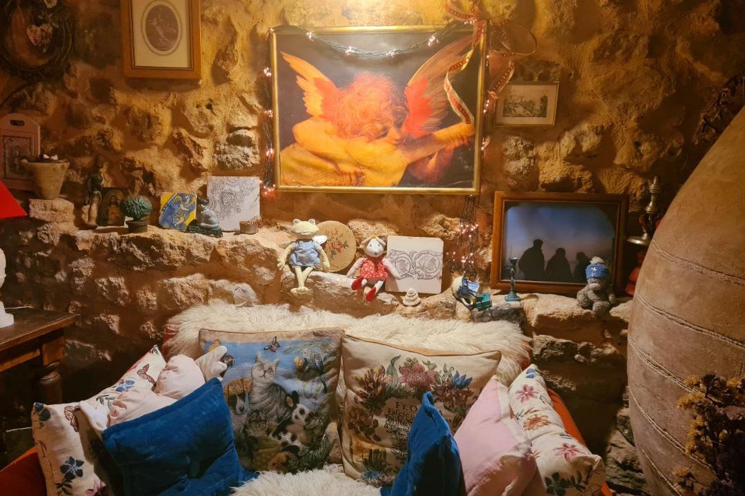 Photo of Others in Valeria