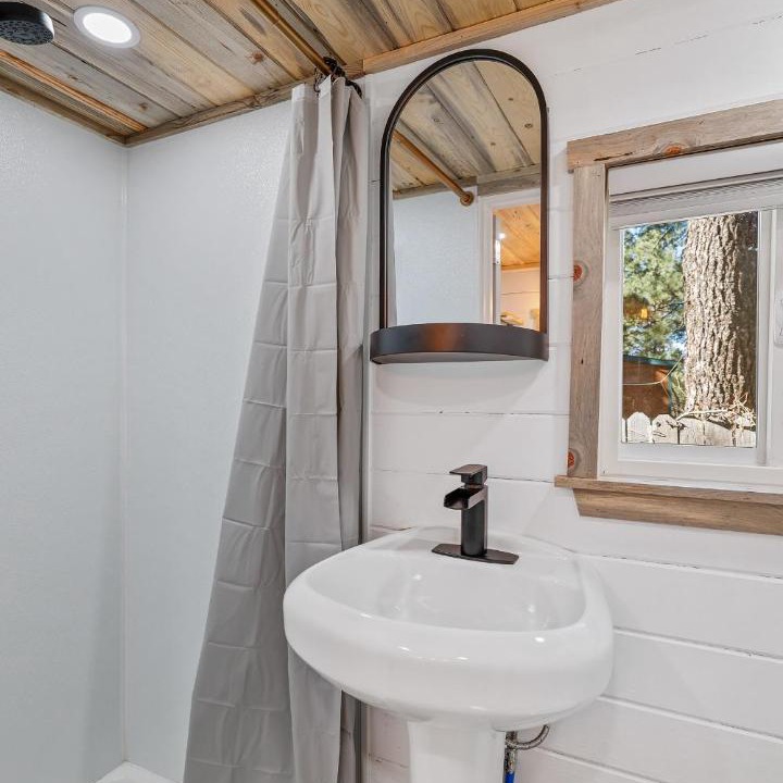 Photo of Bathroom in Mountainaire