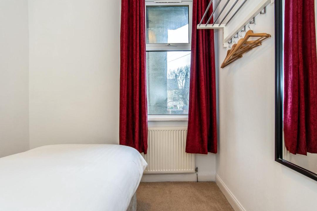 Photo of Bedroom in Levenmouth