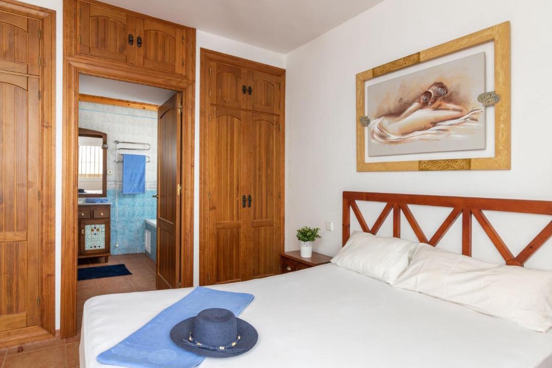 Photo of Bedroom in New Golden Mile