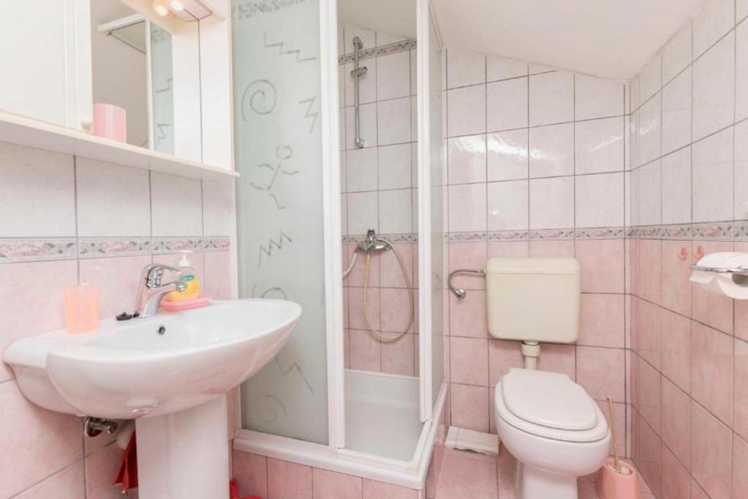 Photo of Bathroom in Bol