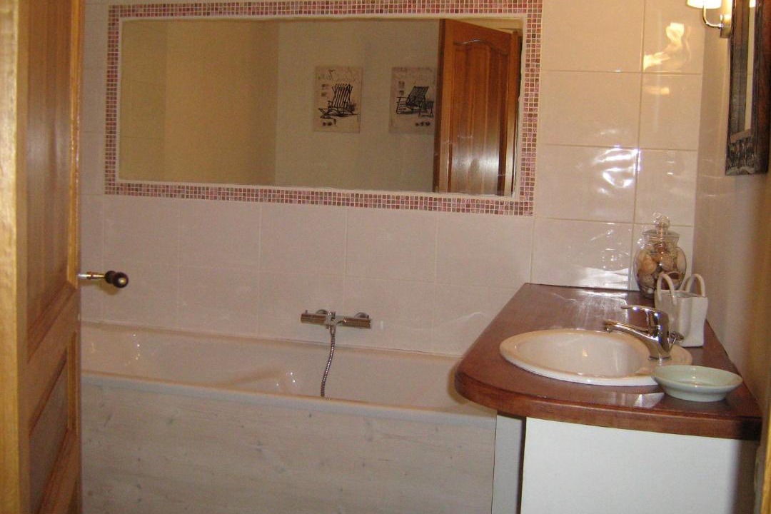 Photo of Bathroom in Offranville