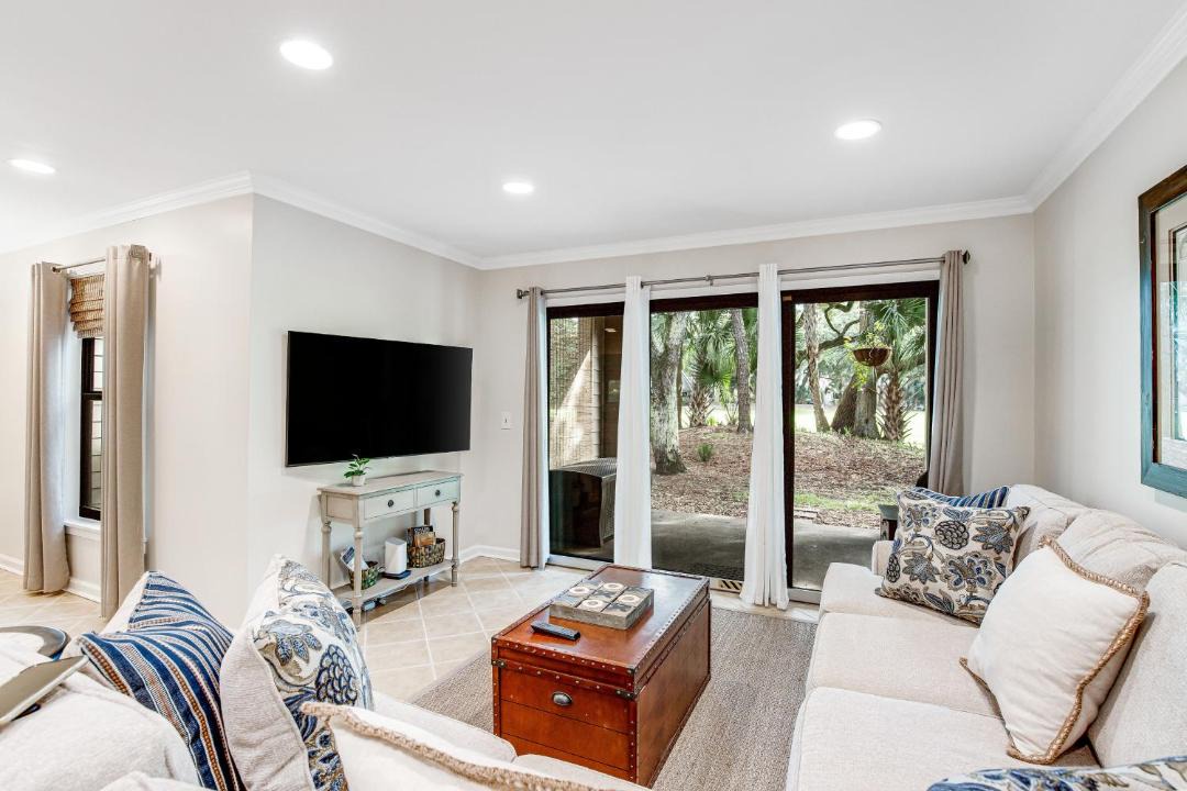 Photo of Livingroom in Seabrook Island
