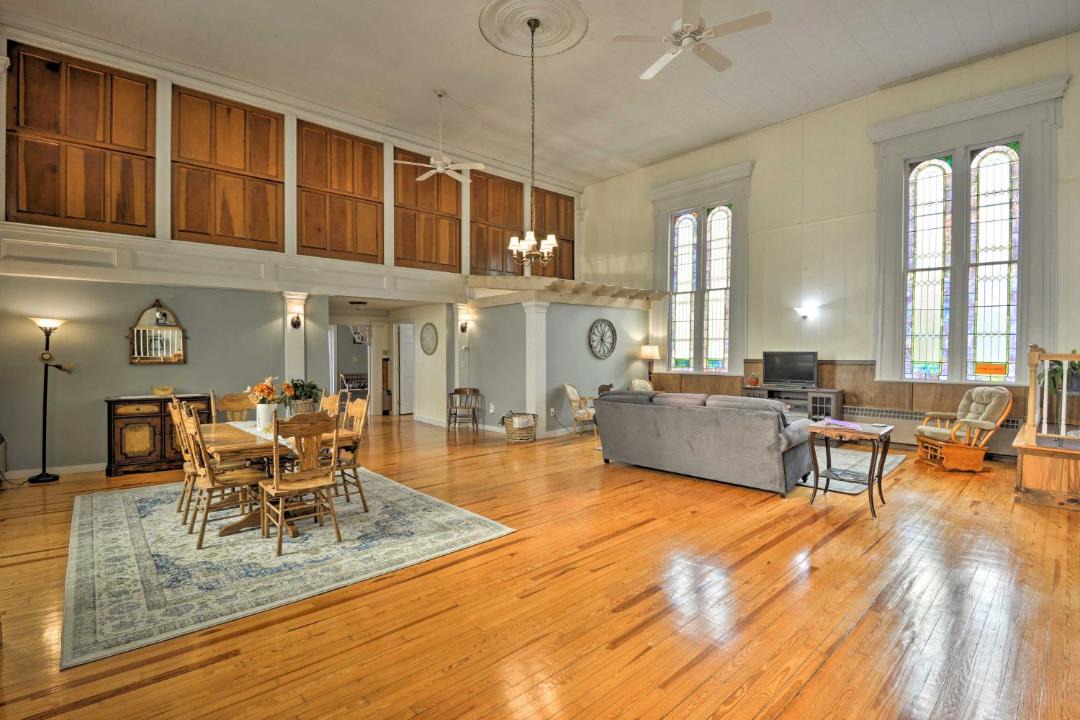 Photo of Others in Lisle