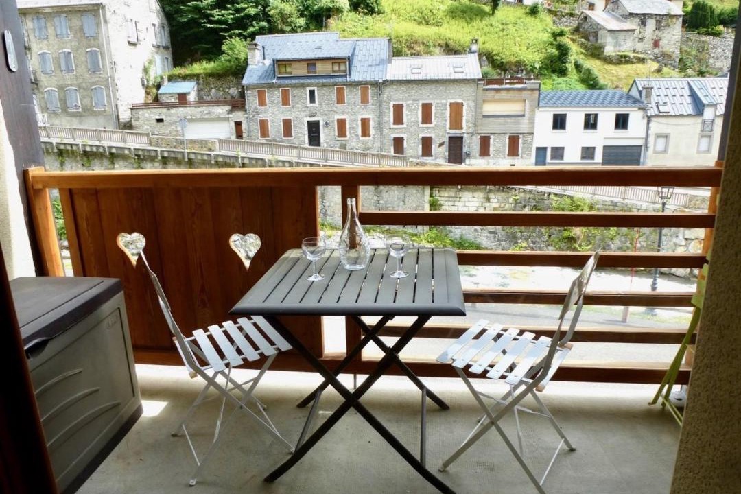 Photo of Patio Balcony in Sers