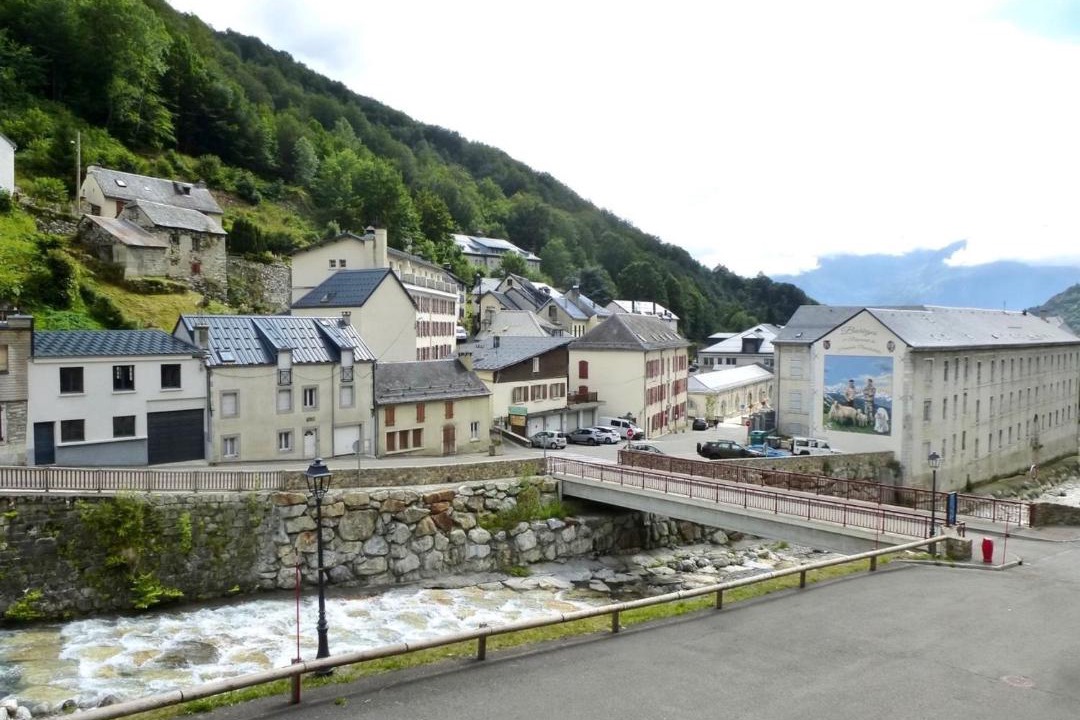 Photo of Buildings in Sers