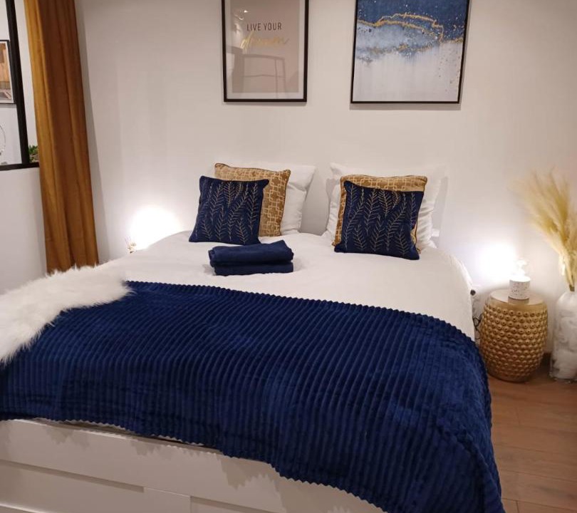 Photo of Bedroom in Douai