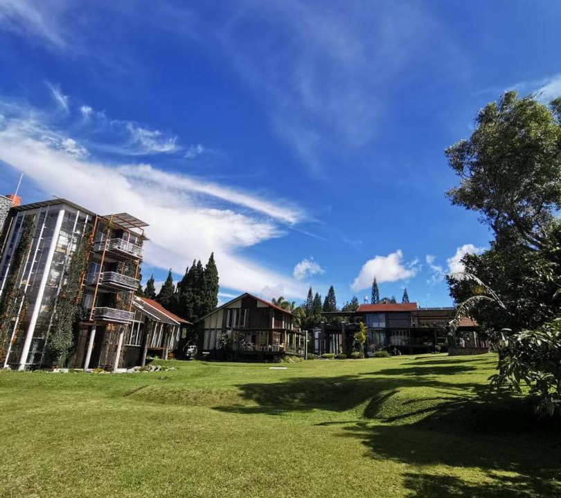 Photo of Buildings in Parongpong