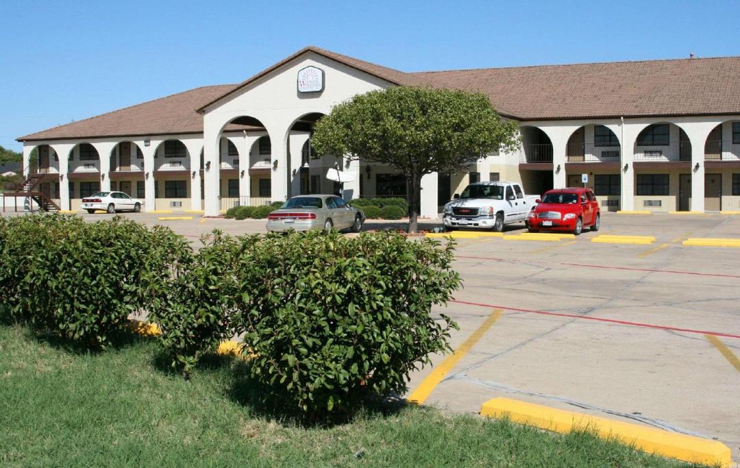 Photo of Others in Weatherford
