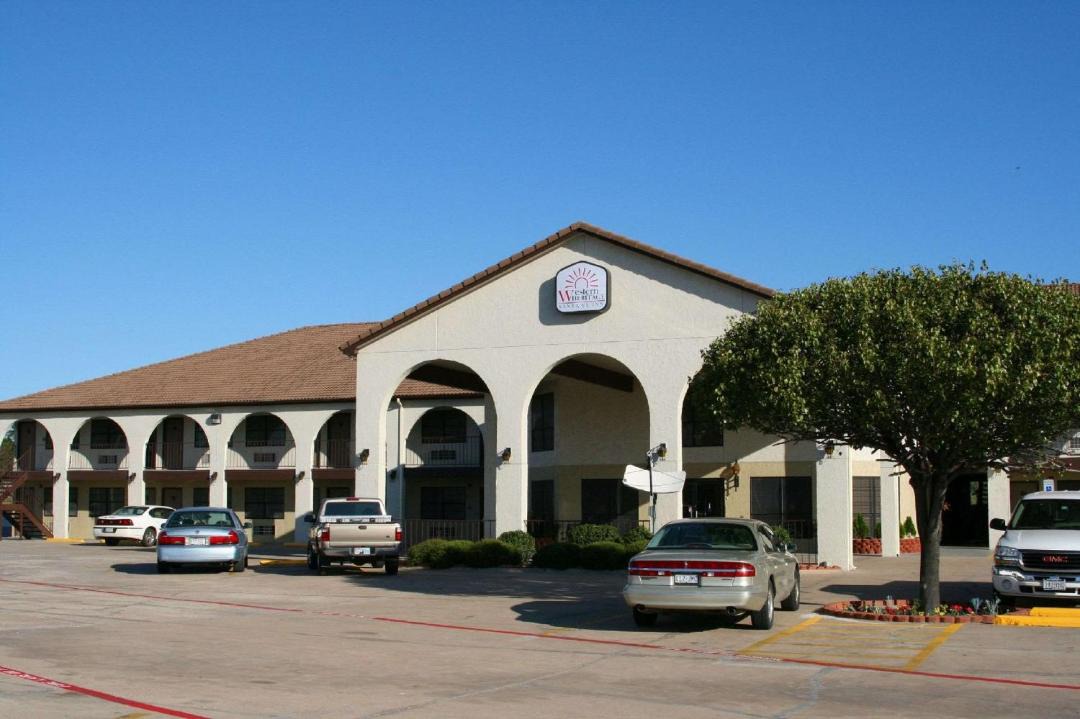 Photo of Buildings in Weatherford