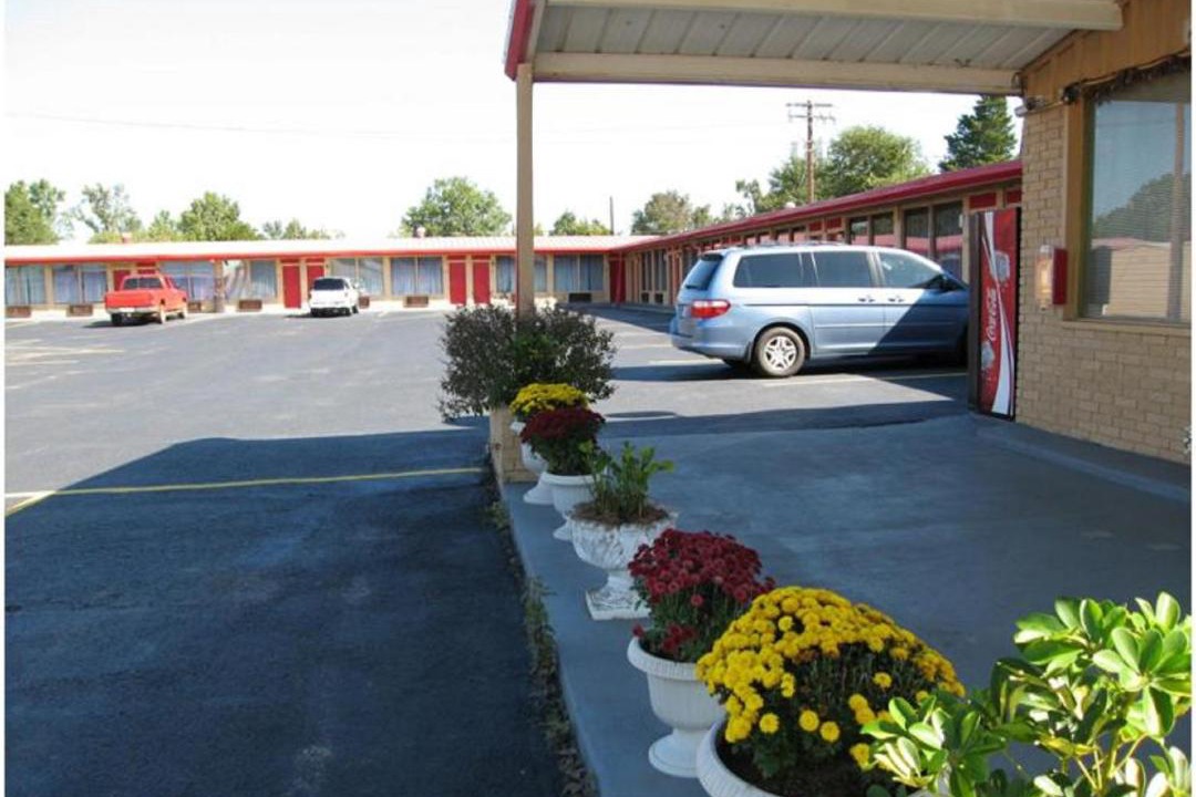 Photo of Others in Linden