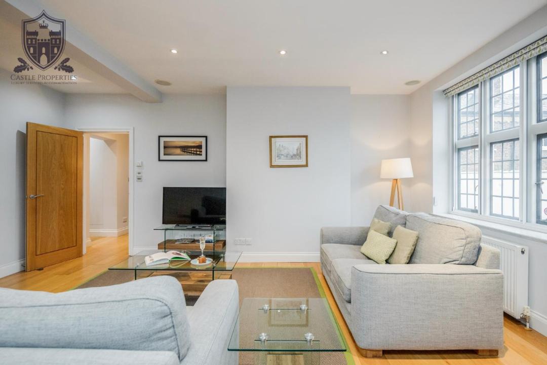 Photo of Others in Eton