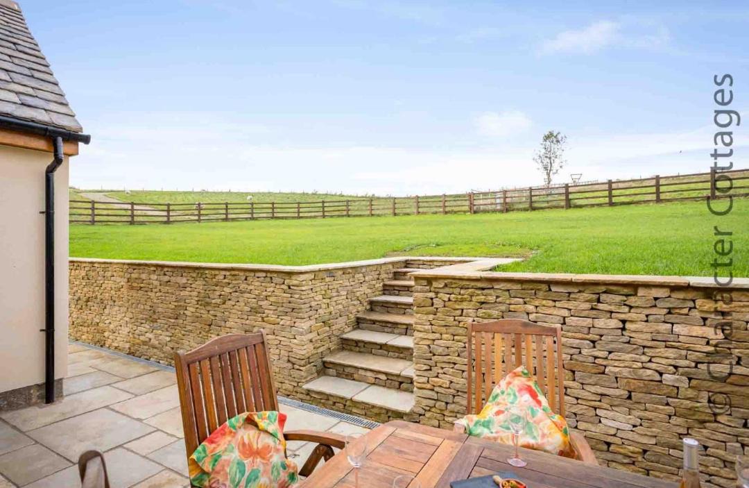 Photo of Patio Balcony in Bourton