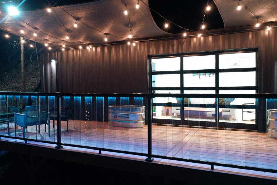 Photo of Others in Hurricane