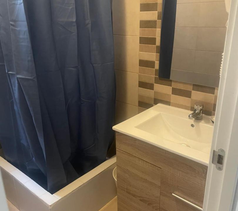 Photo of Bathroom in Collblanc y La Torrassa