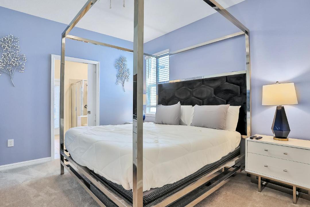 Photo of Others in Loughman