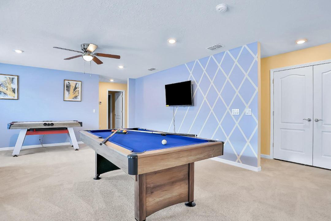 Photo of Livingroom in Loughman