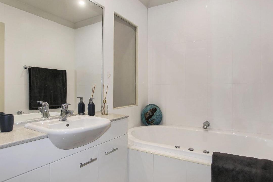 Photo of Bathroom in Tea Gardens