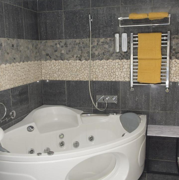 Photo of Others in The King's Mile