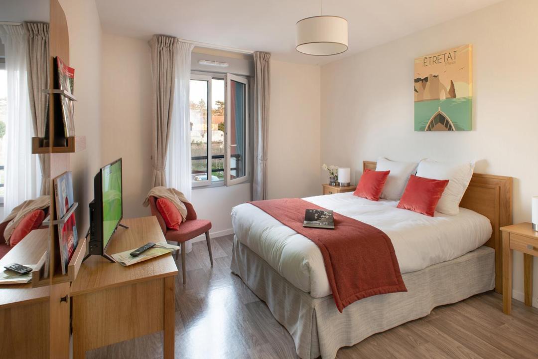 Photo of Bedroom in Saint-Aubin-Les-Elbeuf