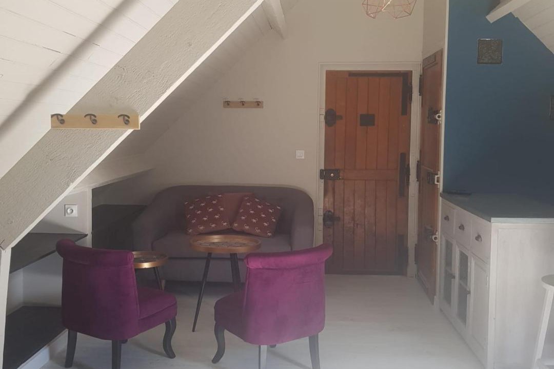 Photo of Others in Moult