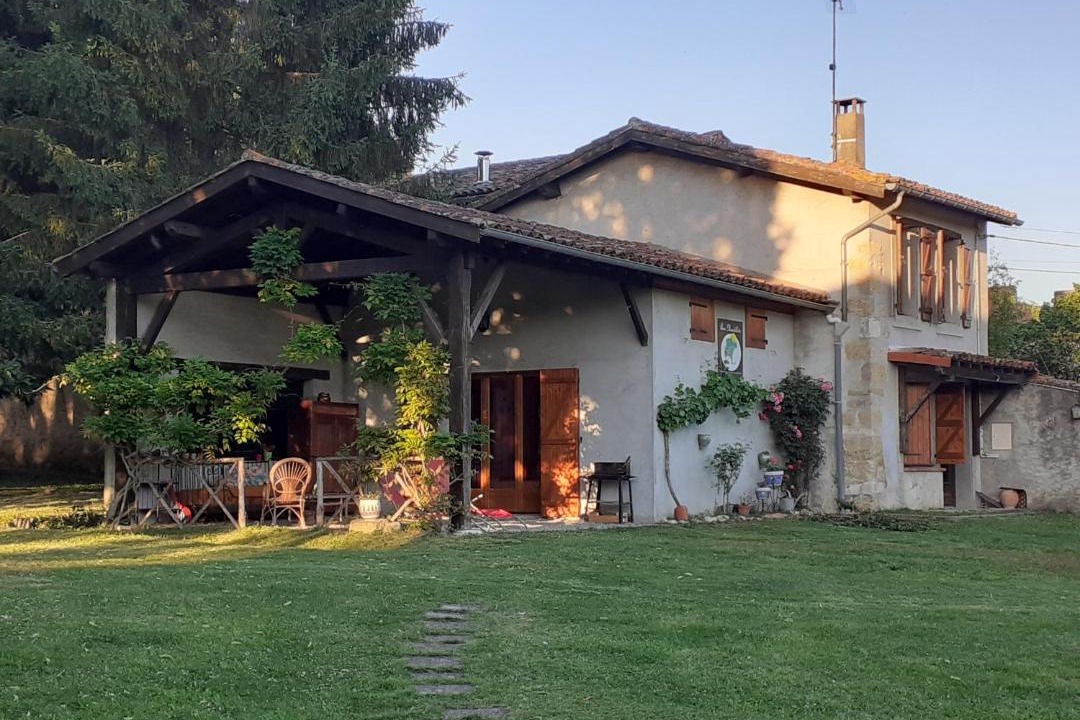 Photo of Others in Le Plan