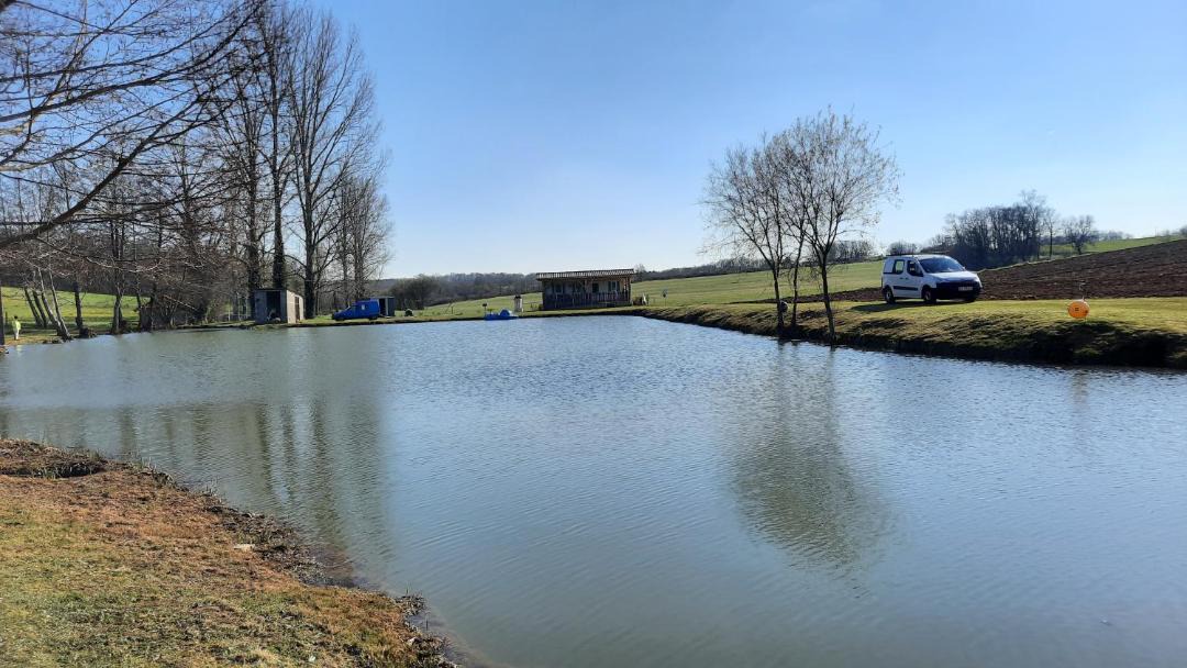 Photo of Others in Cercles