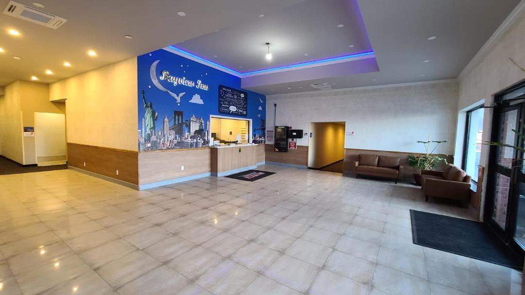 Photo of Livingroom in Sheepshead Bay