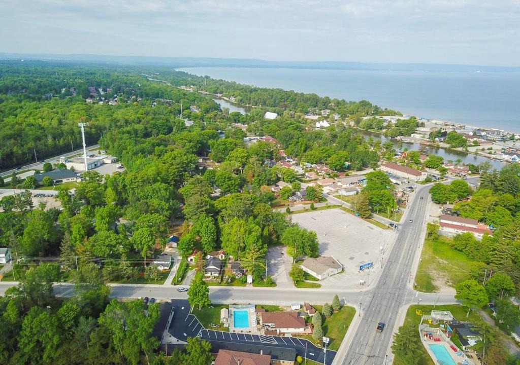 Photo of Others in Wasaga Beach