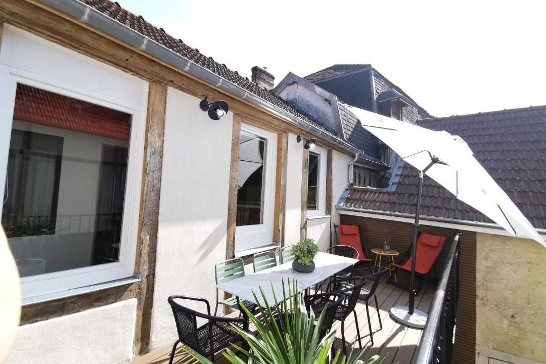 Photo of Patio Balcony in Ay