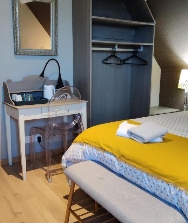 Photo of Others in Houdan