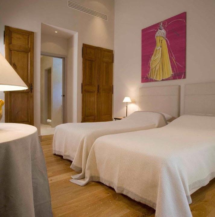 Photo of Bedroom in Les Baux-de-Provence