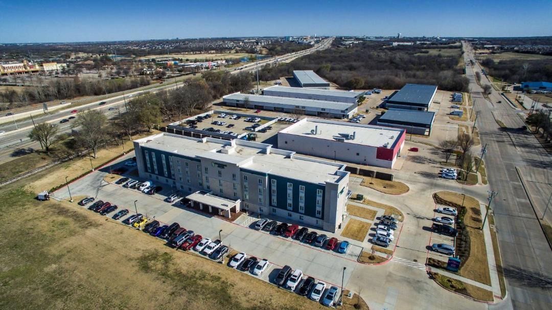 Photo of Buildings in Plano