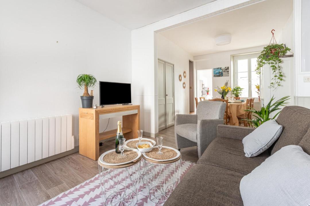 Photo of Livingroom in Saint-Vaast-la-Hougue